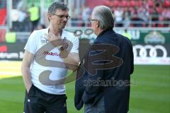 1. Bundesliga - Fußball - FC Ingolstadt 04 - FC Bayern München - Co-Trainer Michael Henke (FCI) und Vorsitzender des Vorstandes Peter Jackwerth (FCI)