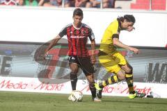 1. Bundesliga - Fußball - FC Ingolstadt 04 - Borussia Dortmund - Alfredo Morales (6, FCI) und Neven Subotic (BVB 4)