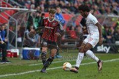 1. Bundesliga - Fußball - FC Ingolstadt 04 - FC Augsburg - Max Christiansen (19, FCI) Caiuby (FCA 30)