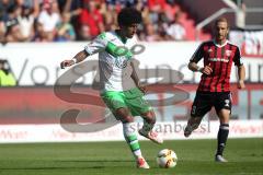 1. Bundesliga - Fußball - FC Ingolstadt 04 - VfL Wolfsburg -  Dante Bonfim Costa Santos (Wolfsburg 18) am Ball