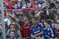 1. Bundesliga - Fußball - FC Ingolstadt 04 - FC Bayern München - Verabschiedung Saisonabschlußfest, Fahnen Schals Jubel Choreo