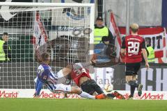 1. BL - Saison 2015/2016 - FC Ingolstadt 04 - Hertha BSC - Hegeler Jens (Hertha BSC) mit der Chance zum 0:2 - Marvin Matip (#34 FC Ingolstadt 04) - Tobias Levels (#28 FC Ingolstadt 04) - Foto: Jürgen Meyer