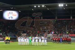 1. Bundesliga - Fußball - FC Ingolstadt 04 - SV Darmstadt 98 - Schweigeminute für Frankreich Terror