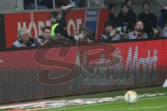 1. BL - Saison 2015/2016 - FC Ingolstadt 04 - Bayer 04 Leverkusen - Danny da Costa (#21 FC Ingolstadt 04) stürzt über die Bande - Foto: Meyer Jürgen