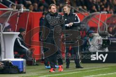 1. Bundesliga - Fußball - FC Ingolstadt 04 - Bayer 04 Leverkusen - Cheftrainer Ralph Hasenhüttl (FCI) nervös