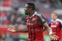 1. BL - Saison 2015/2016 - FC Ingolstadt 04 - Borussia Mönchengladbach - Marvin Matip (#34 FC Ingolstadt 04) mit der Schiedsrichter Entscheidung nicht zufrieden - Ärger - Foto: Meyer Jürgen