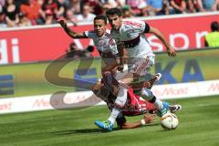 1. Bundesliga - Fußball - FC Ingolstadt 04 - FC Bayern München - Javi Martinez (8 Bayern) foult mitte Darío Lezcano (37, FCI)