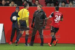 1. BL - Saison 2015/2016 - FC Ingolstadt 04 - Darmstadt 98 - Ralph Hasenhüttl (Trainer FC Ingolstadt 04) Marvin Matip (#34 FC Ingolstadt 04) -  Foto: Jürgen Meyer