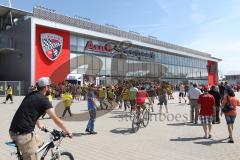 1. Bundesliga - Fußball - FC Ingolstadt 04 - Borussia Dortmund - Andrang vor dem Spiel Sportpark