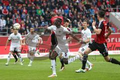 1. Bundesliga - Fußball - FC Ingolstadt 04 - Hannover 96 - Moritz Hartmann (9, FCI) köpft zum 2:0 Tor, Jubel, Salif Sané (Hannover 5)