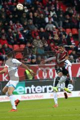 1. Bundesliga - Fußball - FC Ingolstadt 04 - 1. FSV Mainz 05 - links oben in der Luft Elias Kachunga (25, FCI)