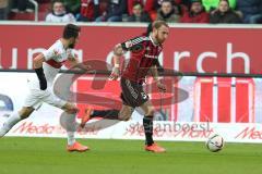 1. Bundesliga - Fußball - FC Ingolstadt 04 - VfB Stuttgart - Moritz Hartmann (9, FCI) und links Lukas Rupp (8 Stuttgart)