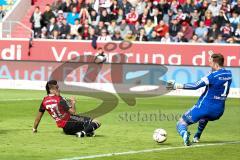1. Bundesliga - Fußball - FC Ingolstadt 04 - FC Schalke 04 - Darío Lezcano (37, FCI) trifft zum 3:0 Tor gegen Torwart Ralf Fährmann (Schalke 1) Jubel