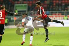 1. Bundesliga - Fußball - FC Ingolstadt 04 - 1. FSV Mainz 05 - Latza, Danny (Mainz 6) und rechts Darío Lezcano (37, FCI)