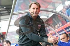 1. Bundesliga - Fußball - FC Ingolstadt 04 - FC Schalke 04 - Cheftrainer Ralph Hasenhüttl (FCI) vor dem Spiel