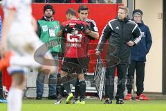 1. BL - Saison 2015/2016 - FC Ingolstadt 04 - 1. FSV Mainz 05 - Lezano Farina,Dario (#37 FC Ingolstadt 04) wird für Elias Kachunga (#25 FC Ingolstadt 04) eingewechselt - Foto: Meyer Jürgen