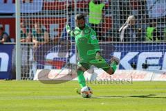 1. Bundesliga - Fußball - FC Ingolstadt 04 - FC Bayern München - Torwart Ramazan Özcan (1, FCI)