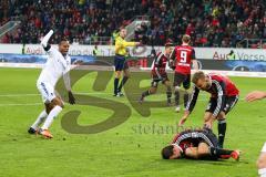 1. Bundesliga - Fußball - FC Ingolstadt 04 - SV Darmstadt 98 - Pascal Groß (10, FCI) bleibt am Boden liegen