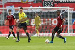 1. Bundesliga - Fußball - FC Ingolstadt 04 - FC Schalke 04 - rechst Roger de Oliveira Bernardo (8, FCI)