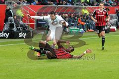 1. Bundesliga - Fußball - FC Ingolstadt 04 - SV Werder Bremen - Roger de Oliveira Bernardo (8, FCI) grätscht gegen Levin Öztunali (11, SV Werder Bremen)