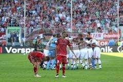 1. Bundesliga - Fußball - FC Ingolstadt 04 - FC Bayern München - 1:2 Niederlage, Bayern ist Deutscher Meister Mathew Leckie (7, FCI) Lukas Hinterseer (16, FCI)