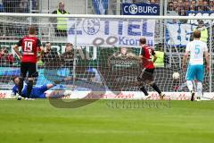 1. BL - Saison 2015/2016 - FC Ingolstadt 04 - Schalke 04 - Moritz Hartmann (#9 FC Ingolstadt 04) schießt das 1:0 per Elfmeter - Tor - Jubel - Foto: Meyer Jürgen