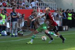 1. Bundesliga - Fußball - FC Ingolstadt 04 - VfL Wolfsburg -  André Schürrle (Wolfsburg 17) Zweikampf mit Tobias Levels (28, FCI)