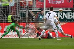 1. BL - Saison 2015/2016 - FC Ingolstadt 04 - Borussia Mönchengladbach - Moritz Hartmann (#9 FC Ingolstadt 04) mit der Chance zum 1:0 Führungstreffer - Sommer Yann Torwart Gladbach - Elvedi Nico #30 weiss Gladbach - Foto: Meyer Jürgen
