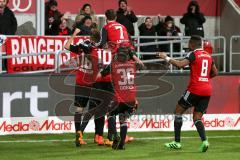 1. BL - Saison 2015/2016 - FC Ingolstadt 04 - 1. FC Köln - Lukas Hinterseer (#16 FC Ingolstadt 04) mit dem 1:0 Führungstreffer - Danny da Costa (#21 FC Ingolstadt 04) - jubel - Almog Cohen (#36 FC Ingolstadt 04) - Roger de Oliveira Bernardo (#8 FC Ingolst