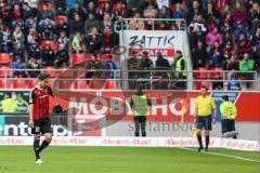 1. Bundesliga - Fußball - FC Ingolstadt 04 - Hannover 96 - rote Karte gegen Romain Brégerie (18, FCI)