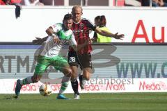 1. Bundesliga - Fußball - FC Ingolstadt 04 - VfL Wolfsburg -  Daniel Caligiuri (Wolfsburg 7) und Tobias Levels (28, FCI)