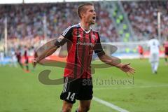 1. Bundesliga - Fußball - FC Ingolstadt 04 - Eintracht Frankfurt - Stefan Lex (14, FCI) rennt auf das Tor und erzielt das 2:0 Jubel