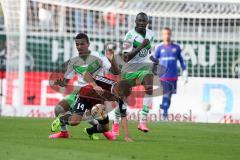 1. Bundesliga - Fußball - FC Ingolstadt 04 - VfL Wolfsburg -  Luiz Gustavo (Wolfsburg 22) foult Stefan Lex (14, FCI)