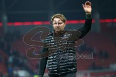 1. Bundesliga - Fußball - FC Ingolstadt 04 - Bayer 04 Leverkusen - Cheftrainer Ralph Hasenhüttl (FCI) geht vom Platz nach dem Spiel, Niederlage