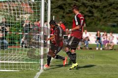 Freundschaftsspiel - Saison 2015/2016 - FC Ingolstadt 04 - SpVgg Greuther Fürth - Elias Kachunga (#25 FC Ingolstadt 04) mit dem 2:1 Führungstreffer - Flecken Benedikt Torwart Greuther Fürth - Foto: Jürgen Meyer