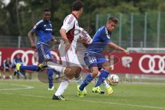 1. Bundesliga - Testspiel - Fußball - FC Ingolstadt 04 - FC Al-Wahda - 1:1 - rechts kämpft sich Stefan Lex (14, FCI) durch