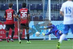 1. Bundesliga - Fußball - Testspiel - SV Grödig - FC Ingolstadt 04 - 1:0 - Torwart Örjan Haskjard Nyland (26, FCI) wehrt einen Schuß ab