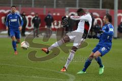 1. Bundesliga - Fußball - Testspiel - FC Ingolstadt 04 - Karlsruher SC - Roger de Oliveira Bernardo (8, FCI) zieht ab