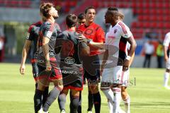 1. Bundesliga - Fußball - Testspiel - FC Ingolstadt 04 - Celta de Vigo - Lukas Hinterseer (#16 FC Ingolstadt 04) - Roger de Oliveira Bernardo (#8 FC Ingolstadt 04) -  Foto: Jürgen Meyer