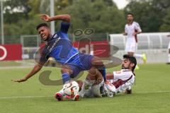 1. Bundesliga - Testspiel - Fußball - FC Ingolstadt 04 - FC Al-Wahda - 1:1 - Elias Kachunga (25, FCI) wird unsanft von den Beinen geholt, Foul