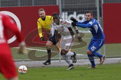 1. Bundesliga - Fußball - Testspiel - FC Ingolstadt 04 - Karlsruher SC - Danny da Costa (21, FCI) und rechts Yilli Sallah (KSC)
