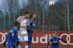 1. Bundesliga - Fußball - Testspiel - FC Ingolstadt 04 - Karlsruher SC - Kopfballduell mitte Thomas Blomeyer (4 FCI)