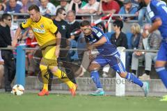 1. Bundesliga - Fußball - Testspiel - FC Ingolstadt 04 - VfR Aalen - rechts Thomas Pledl (30, FCI) läuft hinterher