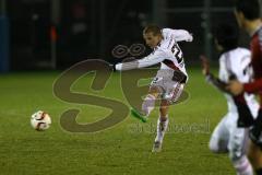 1. Bundesliga - Fußball - Testspiel - FC Ingolstadt 04 - SG Sonnenhof Großaspach - Freistoß Stefan Wannenwetsch (22, FCI)