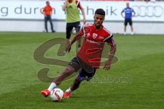 1. Bundesliga - FC Ingolstadt 04 - Trainingsauftakt im Audi Sportpark - Elias Kachunga ( FC Ingolstadt 04) - Foto: Jürgen Meyer