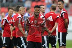 1. Bundesliga - Fußball - FC Ingolstadt 04 - Saisoneröffnung - Auftakttraining - Neuzugang Elias Kachunga (25, FCI) läuft ein