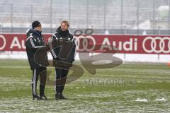 1. Bundesliga - Fußball - FC Ingolstadt 04 - Trainingsauftakt nach Winterpause - Co-Trainer Michael Henke (FCI) und Cheftrainer Ralph Hasenhüttl (FCI)