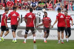 1. Bundesliga - Fußball - FC Ingolstadt 04 - Saisoneröffnung - Auftakttraining - mitte Elias Kachunga (25, FCI)