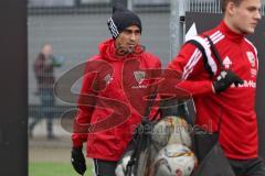 1. Bundesliga - Fußball - FC Ingolstadt 04 - Training - Neuzugang Darío Lezcano (37, FCI) - beim Gang zur ersten Trainingseinheit