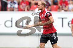 1. Bundesliga - Fußball - FC Ingolstadt 04 - Saisoneröffnung - Auftakttraining - Einlauf Tobias Levels (28, FCI)